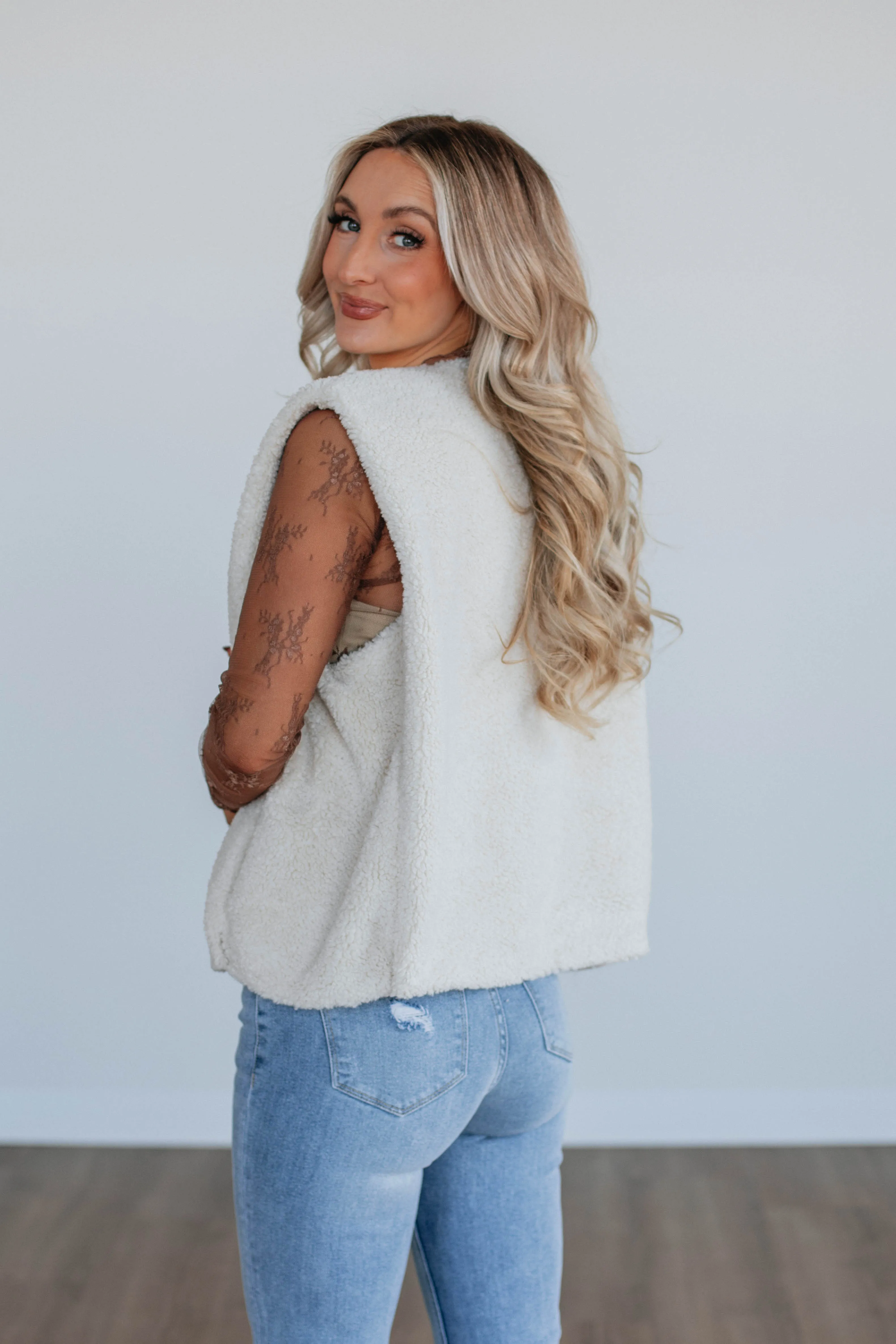 Lukea Sherpa Vest