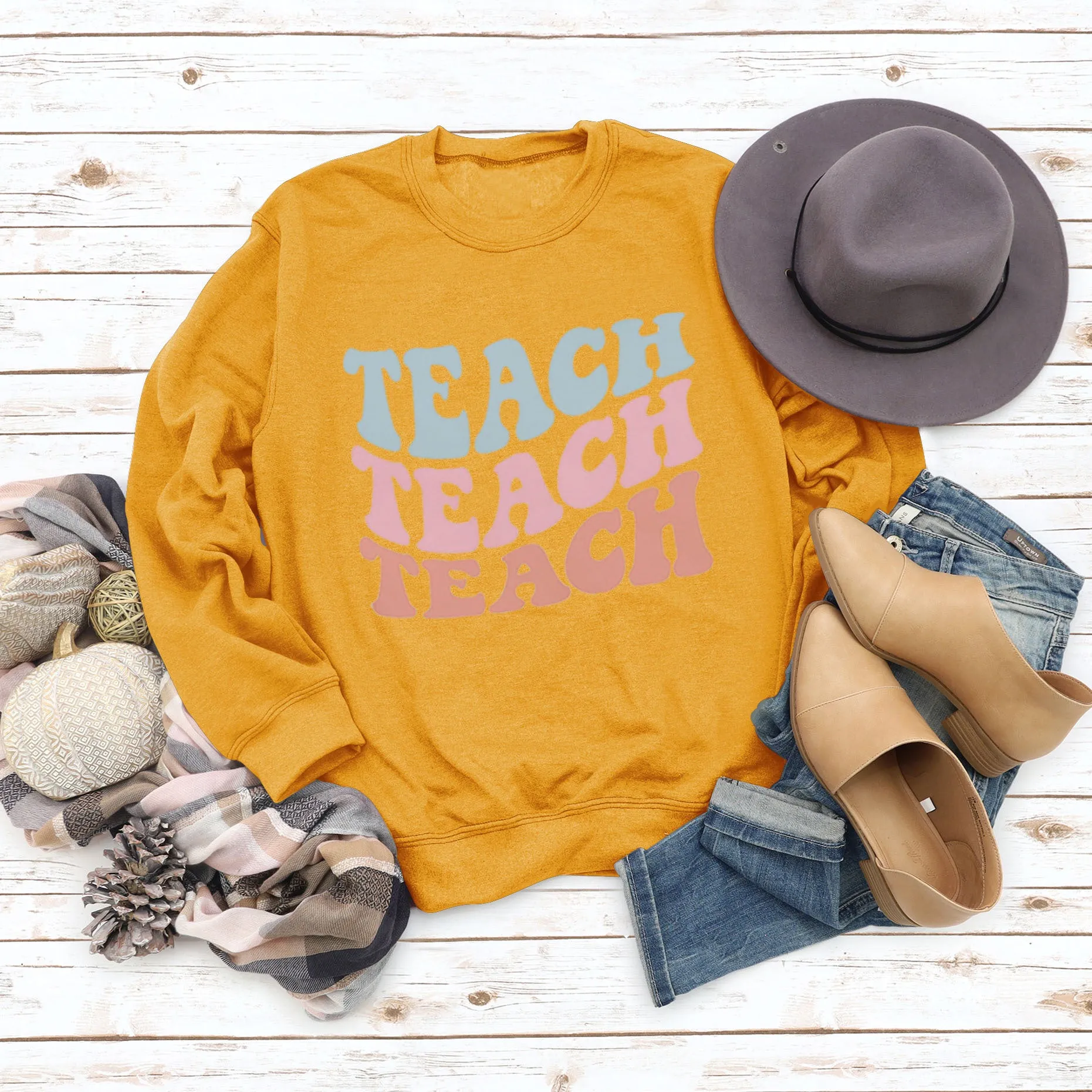 Simple Pullover Long Sleeve Teach Teach Print Loose Sweater